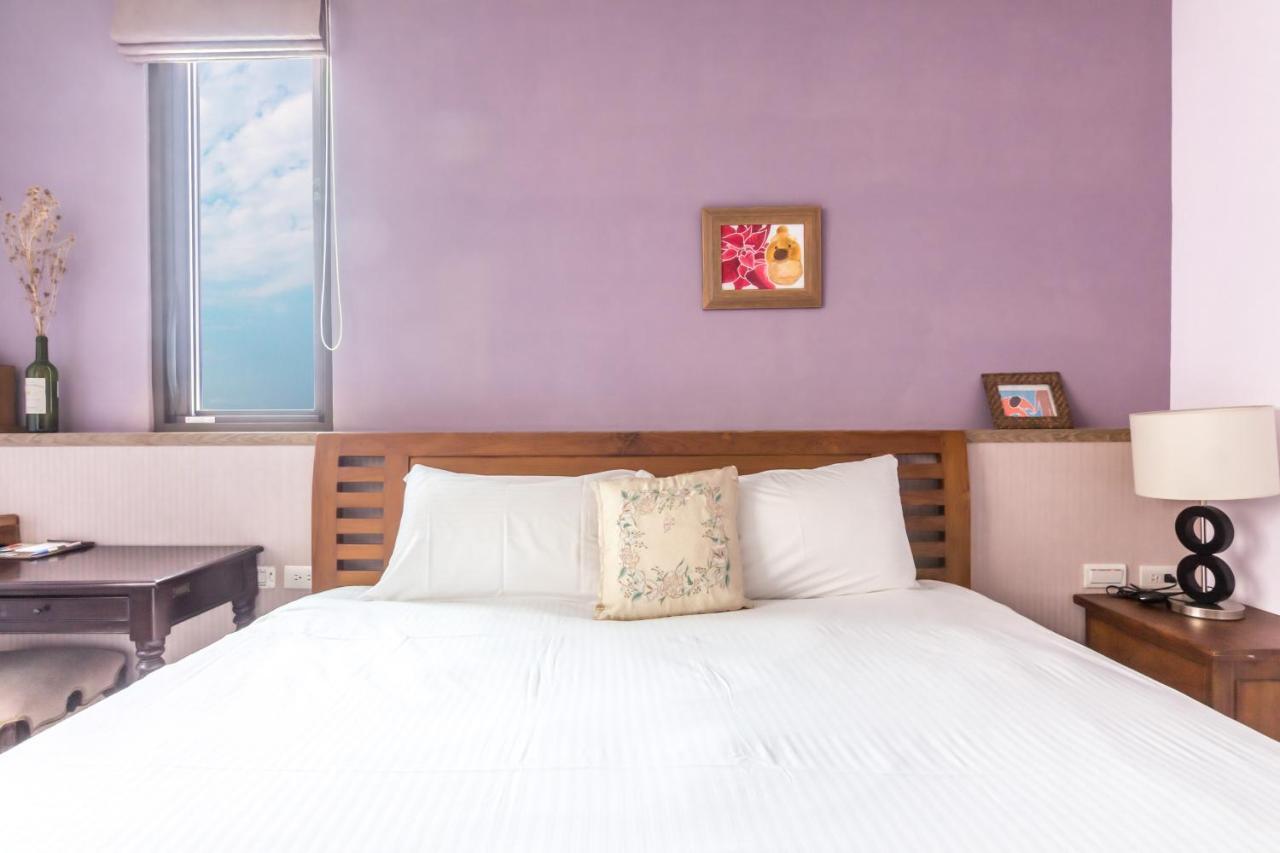 Jhongshan Building Bed And Breakfast Hualien stad Exteriör bild