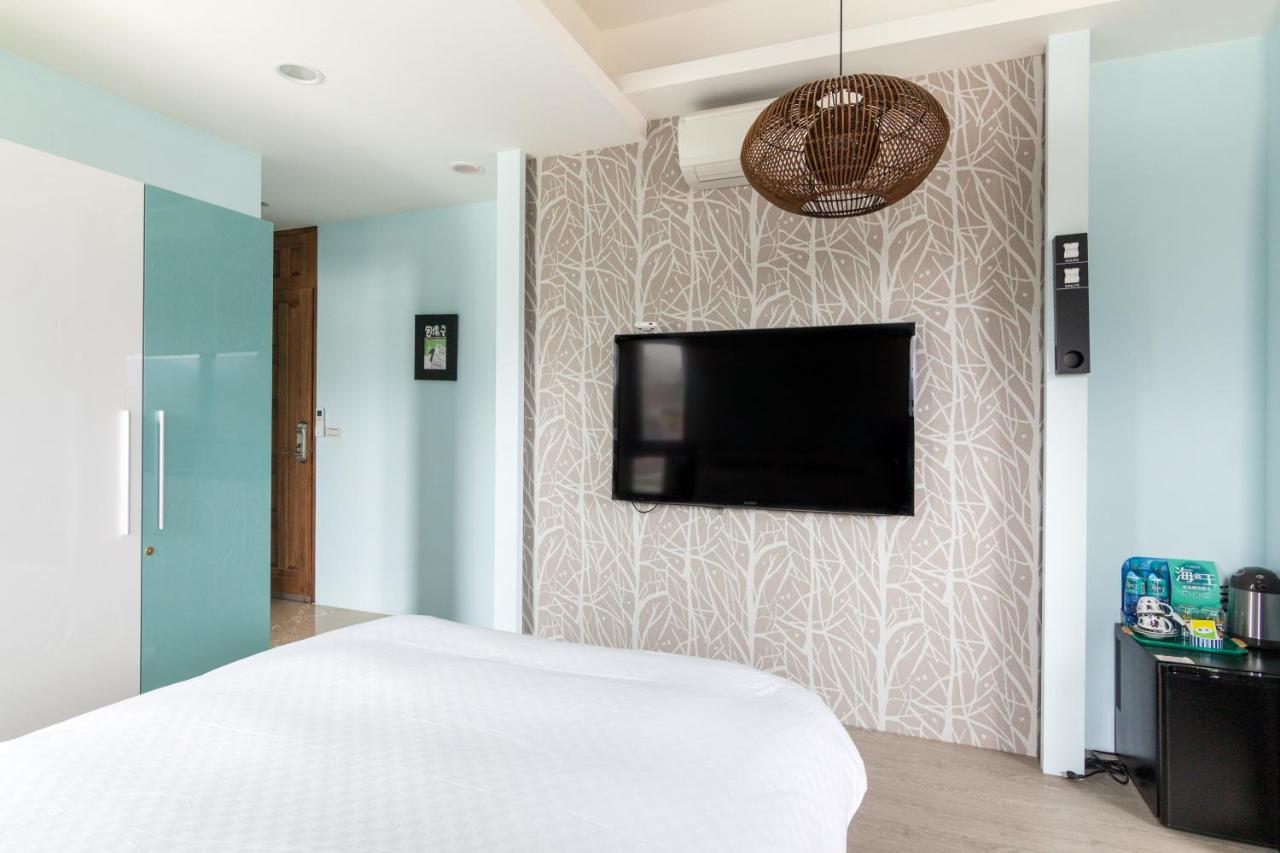 Jhongshan Building Bed And Breakfast Hualien stad Exteriör bild