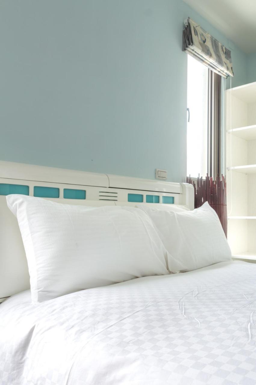 Jhongshan Building Bed And Breakfast Hualien stad Exteriör bild